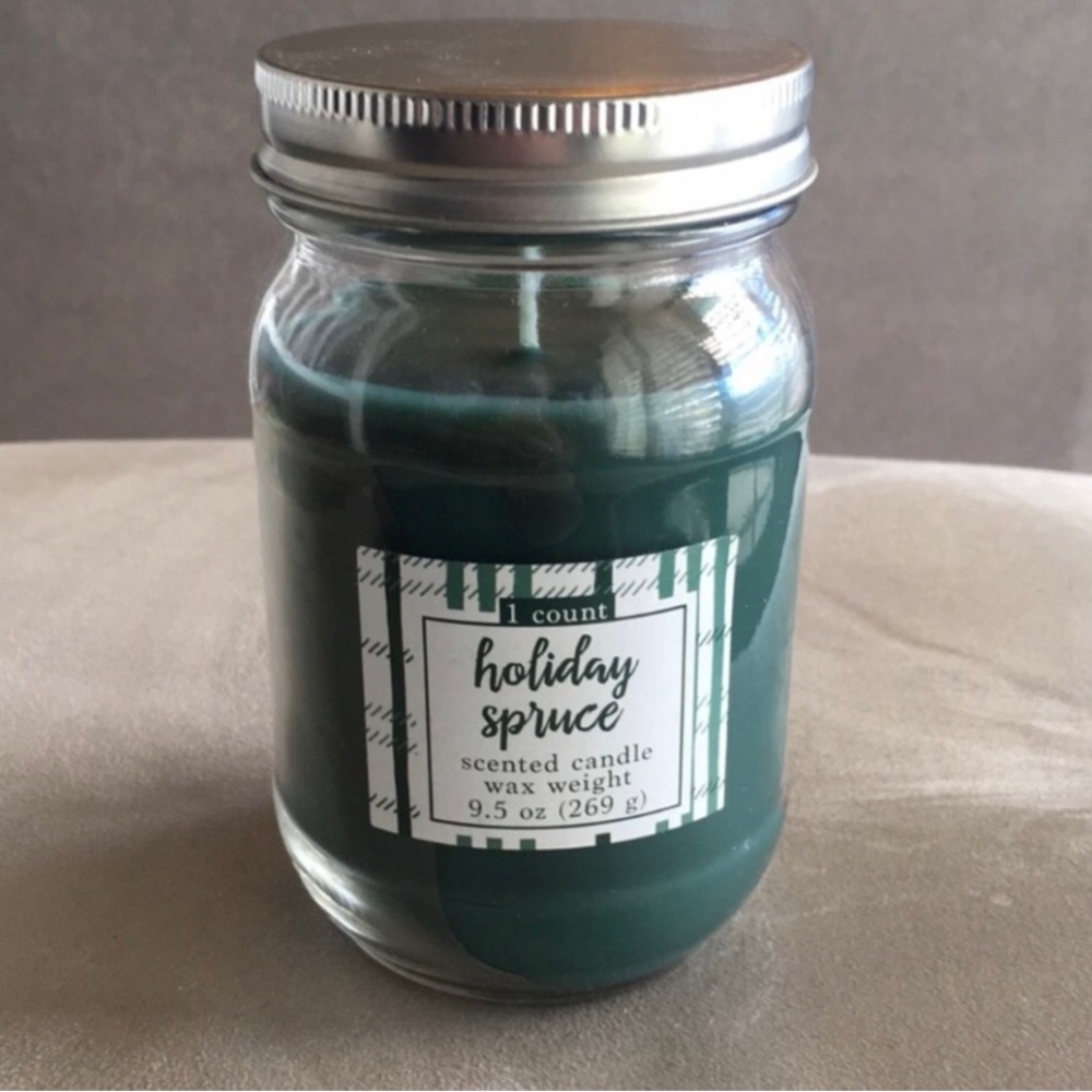 3/$25 NWT New 1 Count Green Holiday Spruce Candle 9.5 oz Festive Farmhouse Fall